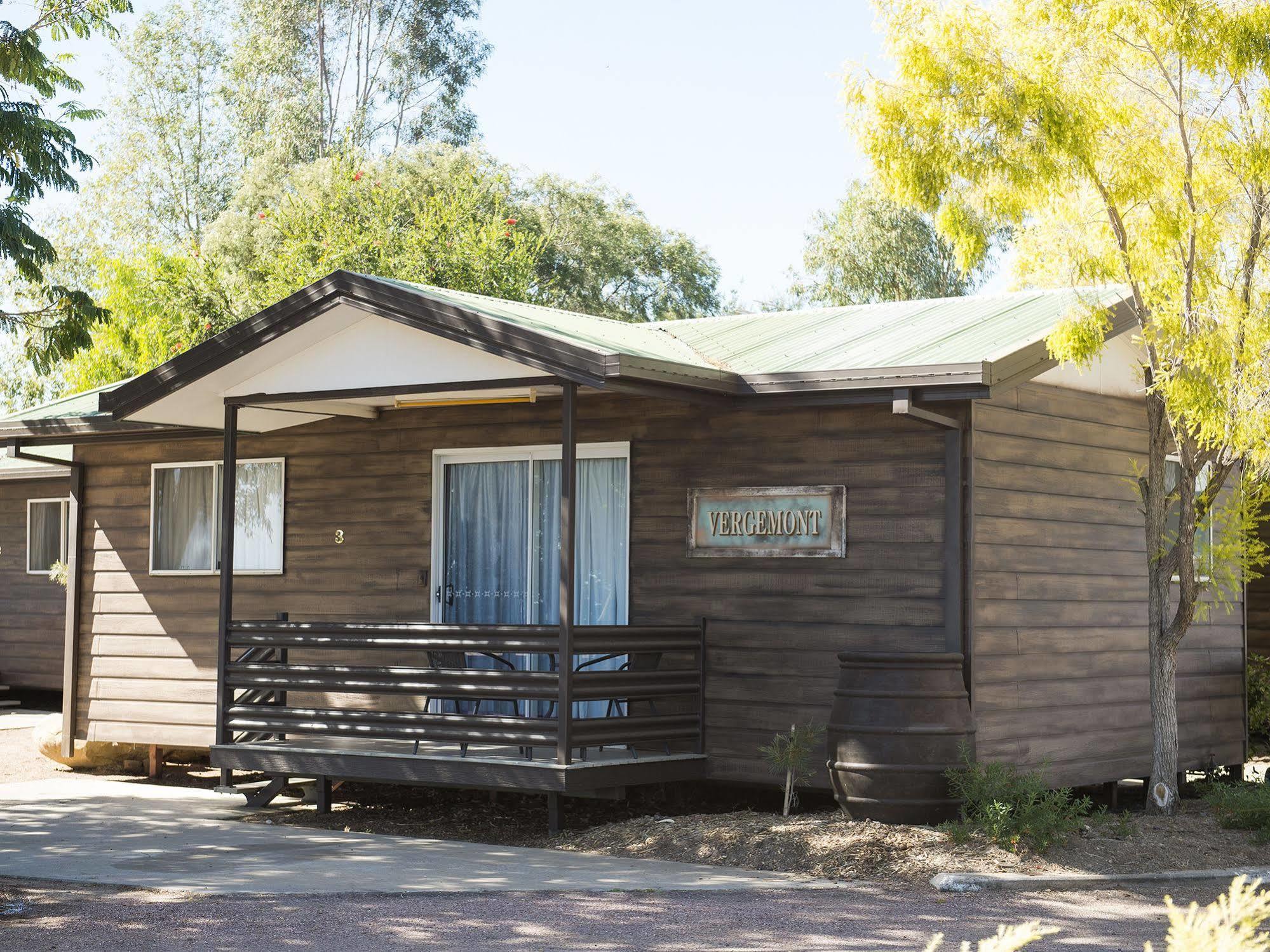 Saltbush Retreat Βίλα Longreach Εξωτερικό φωτογραφία